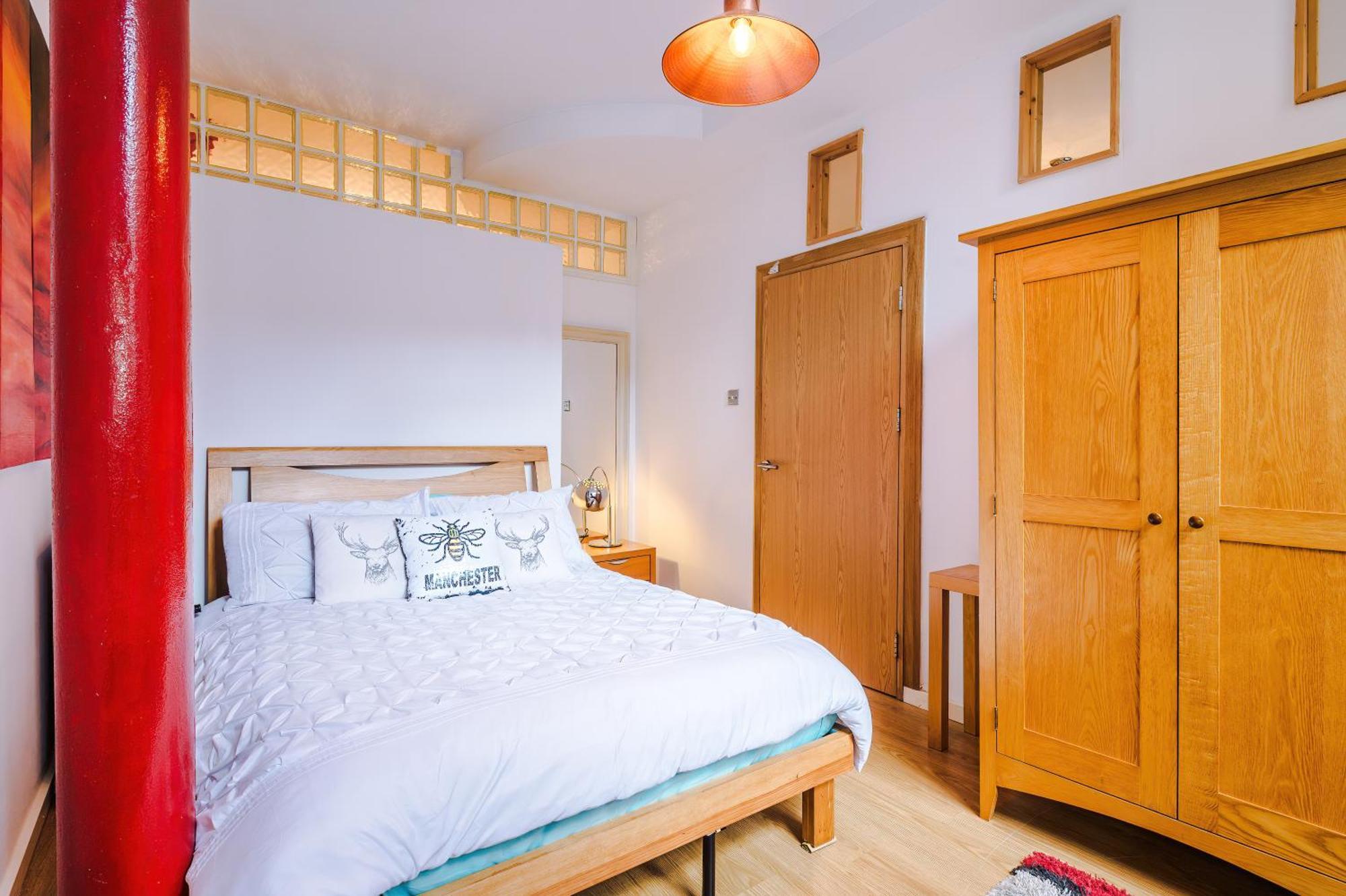Central Northern Quarter Two Bedroom Apartment Manchester Bagian luar foto